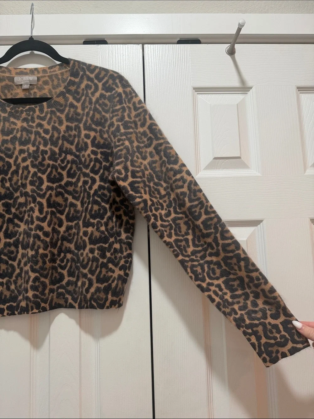 J Crew Brushed Cashmere Shrunken Crewneck Sweater In Leopard Print Medium